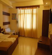 Hotel Vivek โคราฆปุระ ภายนอก รูปภาพ